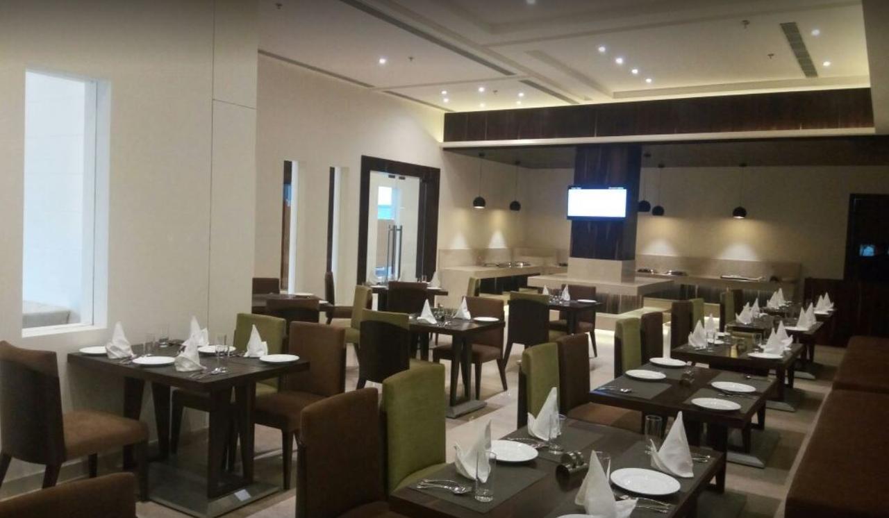 Continent Hotel Nawanshahr Nawashahr Екстер'єр фото